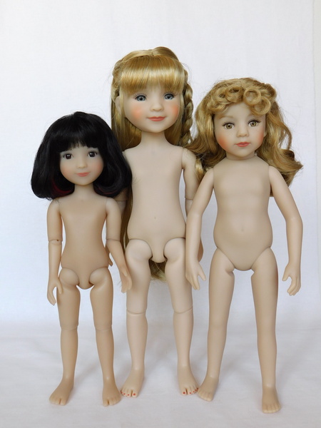 сравнение кукол Ruby Red Siblies и Maru and Friends
