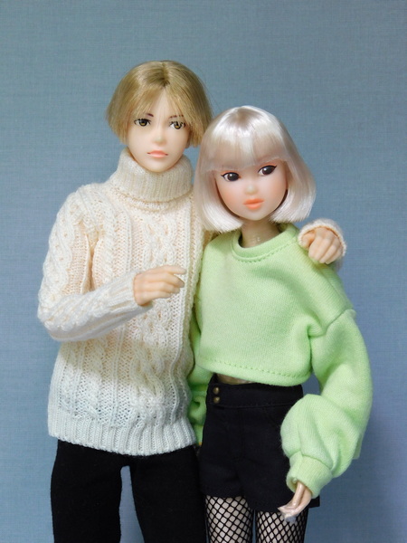 Eight Turtleneck и Momoko Girl Pop Lime Cat