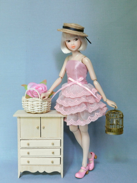 Momoko Doll
